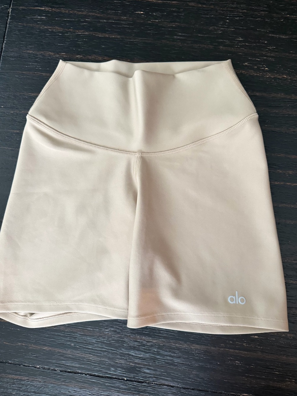 Alo 5’ Energy Short in Gravel